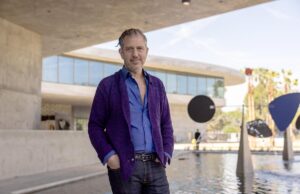 Uma das primeiras encomendas do LACMA encontra nova vida nas Galerias David Geffen