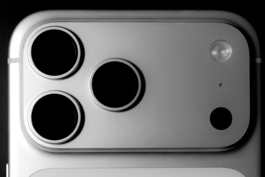 A Apple não colocará uma câmera de 200 MP no seu iPhone tão cedo