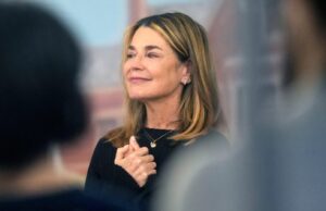 Savannah Guthrie retorna ao ‘At present’ pela primeira vez desde o desaparecimento de sua mãe