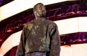 Ye se oferece para conhecer a comunidade judaica como seu direito de entrar no Reino Unido para o pageant em análise