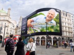 Homenagem de aniversário a Sir David Attenborough exibida no Piccadilly Lights