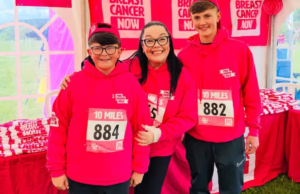 Lisa Riley, de Emmerdale, apoiou caminhada beneficente contra o câncer de mama para mãe falecida