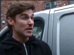 Theo Silverton, de Corrie, revela um suspeito de assassinato que seria “ótimo” como o assassino