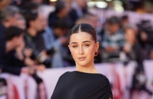 A estrela de Love Island, Georgia Metal, está noiva do jogador de futebol Harry Clarke