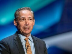 CEO da Boeing, Kelly Ortberg, deve se juntar a Trump em visita à China na próxima semana