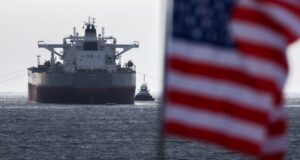 Petróleo bruto dos EUA cai abaixo de US$ 100 por barril depois que Trump diz que negociações com o Irã estão em estágios finais