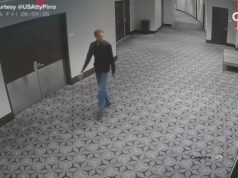 Vídeo mostra Cole Allen invadindo lodge e invadindo posto de controle em suposta tentativa de assassinato de Trump