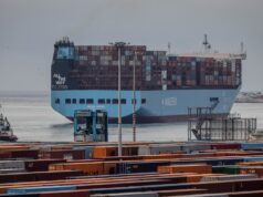 Como a Maersk e os militares dos EUA conseguiram que um navio passasse pelo Estreito de Ormuz