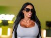 Katie Worth volta ao Reino Unido apesar de alegar que ficou presa em Dubai… enquanto a estrela esconde ‘procedimentos mal sucedidos’ que ela passou com o marido Lee Andrews