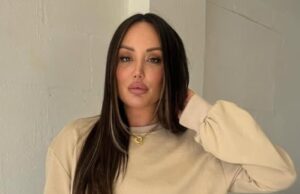 Charlotte Crosby sofre um aborto silencioso enquanto detalha sua agonizante espera de duas semanas para ter a perda dolorosa confirmada
