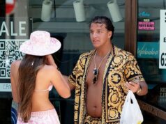 Os recém-casados Venezuela Fury, 16, e Noah Value, 19, parecem tensos ao sair em conjuntos extravagantes da Versace durante a lua de mel de £ 30 mil em Marbella