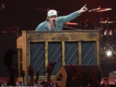 Morgan Wallen sofre um colapso chocante no palco ao virar o piano no meio do present em Denver