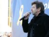 O cantor Patrick Bruel nega onda de acusações de agressão sexual na França
