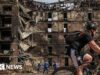 Rússia ameaça mais ataques em Kyiv e diz aos estrangeiros para saírem