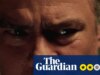 Crítica de rendição – Josh Duhamel caça um serial killer sorridente em um thriller dos anos 90