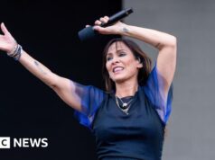 Imbruglia ‘tão animado’ com present com Tom Jones