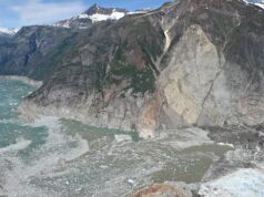 Deslizamento de terra no Alasca desencadeou tsunami do tamanho da Torre CN no ano passado – e um alerta para BC