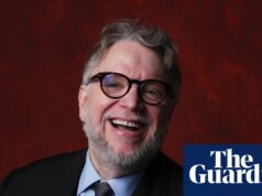 Guillermo del Toro: ‘Quando você vê um OVNI, ele causa uma rachadura. O mistério do universo corre em sua direção’