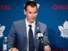 Mala postal do Maple Leafs: Como o GM John Chayka atacará o período de entressafra?