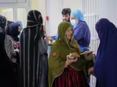 Enquanto a fome assola o Afeganistão, as famílias ‘vendem’ as filhas para comer