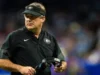 Kirby Good e SEC continuam reclamando do futuro do futebol universitário