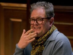 Alan Carr revela que ‘não ama’ estritamente o suficiente para apresentá-lo em meio a rumores de novos apresentadores