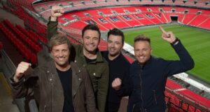 Westlife compartilha atualizações de saúde de Mark Feehily enquanto ele perde a turnê do 25º aniversário
