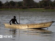 Dezenas de pescadores nigerianos temem-se mortos após ataques aéreos do Chade contra o Boko Haram