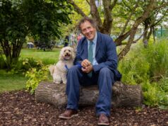 Monty Don ‘lembrado’ das diretrizes da BBC após escolha de moda