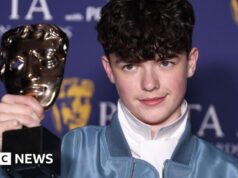 Adolescência faz história no Bafta TV Awards