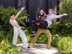 Apresentadores do Strictly aproveitam a primeira apresentação como trio no RHS Chelsea Flower Present