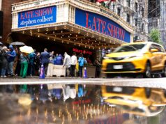 Atualizações de Stephen Colbert: apresentador do Late Present definido para encerrar a transmissão remaining da CBS hoje à noite
