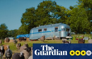 Crítica de The Sheep Detectives – Hugh Jackman dá um rebanho em uma manobra de crime louca e aconchegante