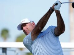 Stewart Cink persegue outro importante ao assumir a liderança das regiões de 36 buracos