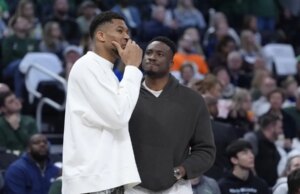 Myles Turner critica Giannis e Bucks por falta de responsabilidade