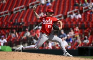 A perspectiva dos Reds, Chase Petty, foi testada na estreia da temporada contra os Cubs