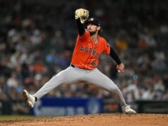 Astros colocam LHP Bennett Sousa (cotovelo) na lista de lesionados