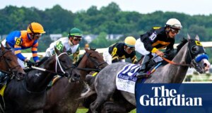 Napoleon Solo adia Iron Honor para vencer 151st Preakness Stakes