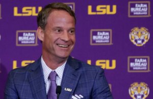 TE cinco estrelas Ahmad Hudson permanece no estado e se compromete com a LSU