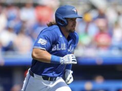 Blue Jays reintegra OF Addison Barger da lista de feridos