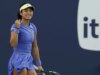 Alexandra Eala luta pela vitória durante um dia chuvoso em Roma