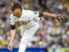 Padres reintegra RHP Jeremiah Estrada de IL de 15 dias
