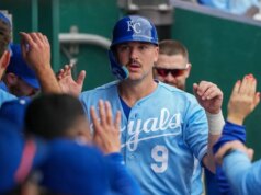Royals competem para aproveitar o aumento de energia na revanche contra os Mariners