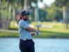 Cameron Younger no banco do motorista no meio do Campeonato Cadillac
