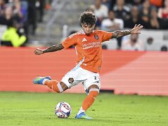 Gol tardio de Lawrence Ennali leva Dínamo à vitória sobre Rapids
