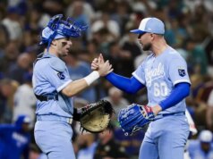 Após o comício tardio, Royals oferece uma rara varredura na estrada dos Mariners