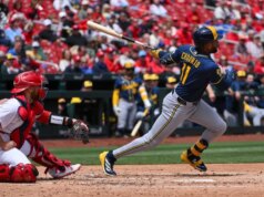 O ataque rejuvenescido dos Brewers mira em Max Fried, Yankees