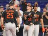 Pete Alonso ajuda Orioles a vencer Marlins