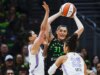 Janelle Salaun impulsiona Valquírias à vitória inicial sobre Storm