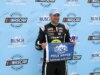 Shane van Gisbergen inicia a defesa de Watkins Glen com uma sequência de vitória na pole